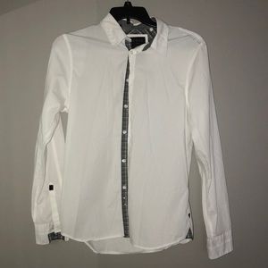 Men’s Guess White Button Up Shirt Size Medium